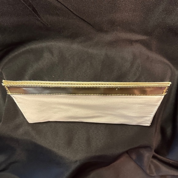 Yves Saint Laurent Gold and White Accessory - Picture 12 of 14